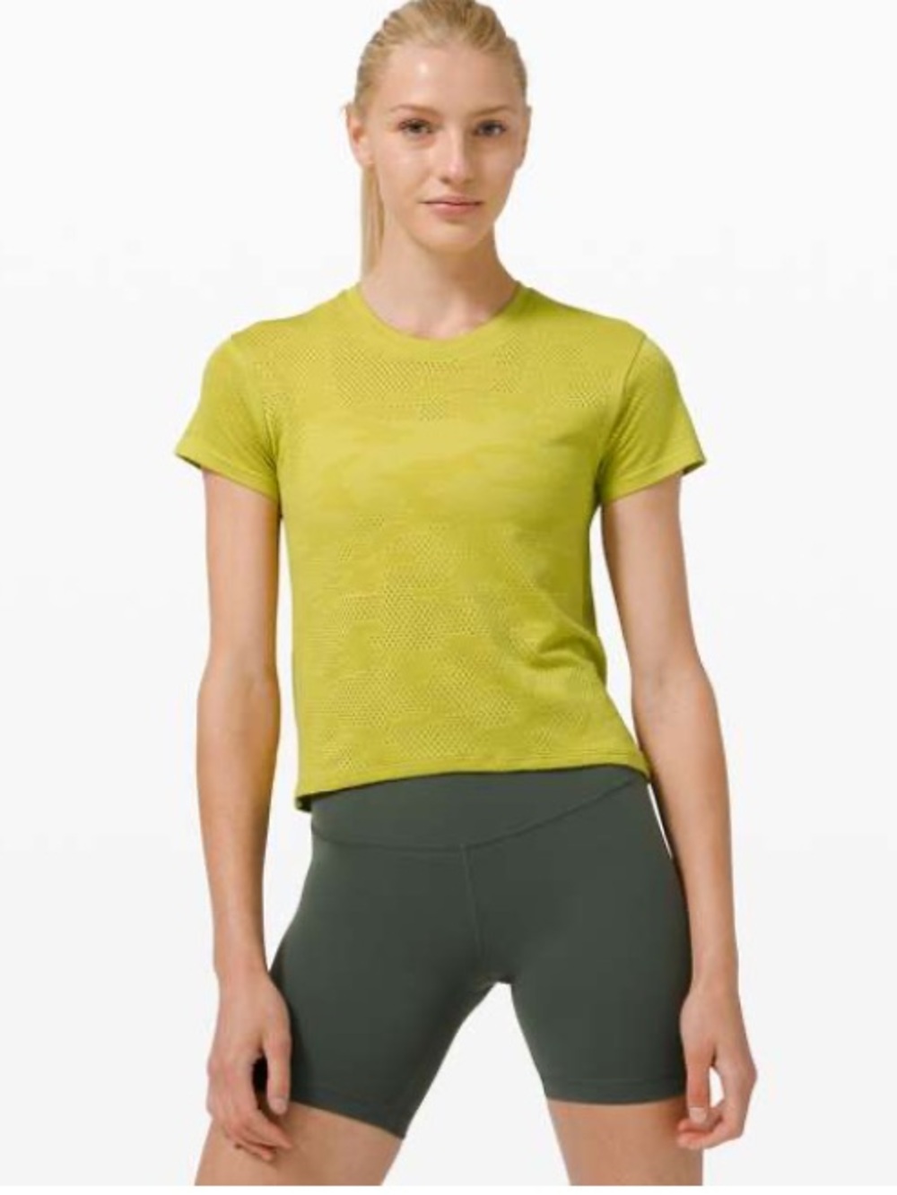 Lululemon , women’s small , Train to Be , lightweight running tee